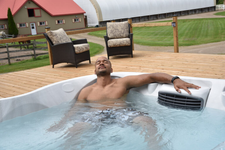 Jacuzzi® Hot Tub Features