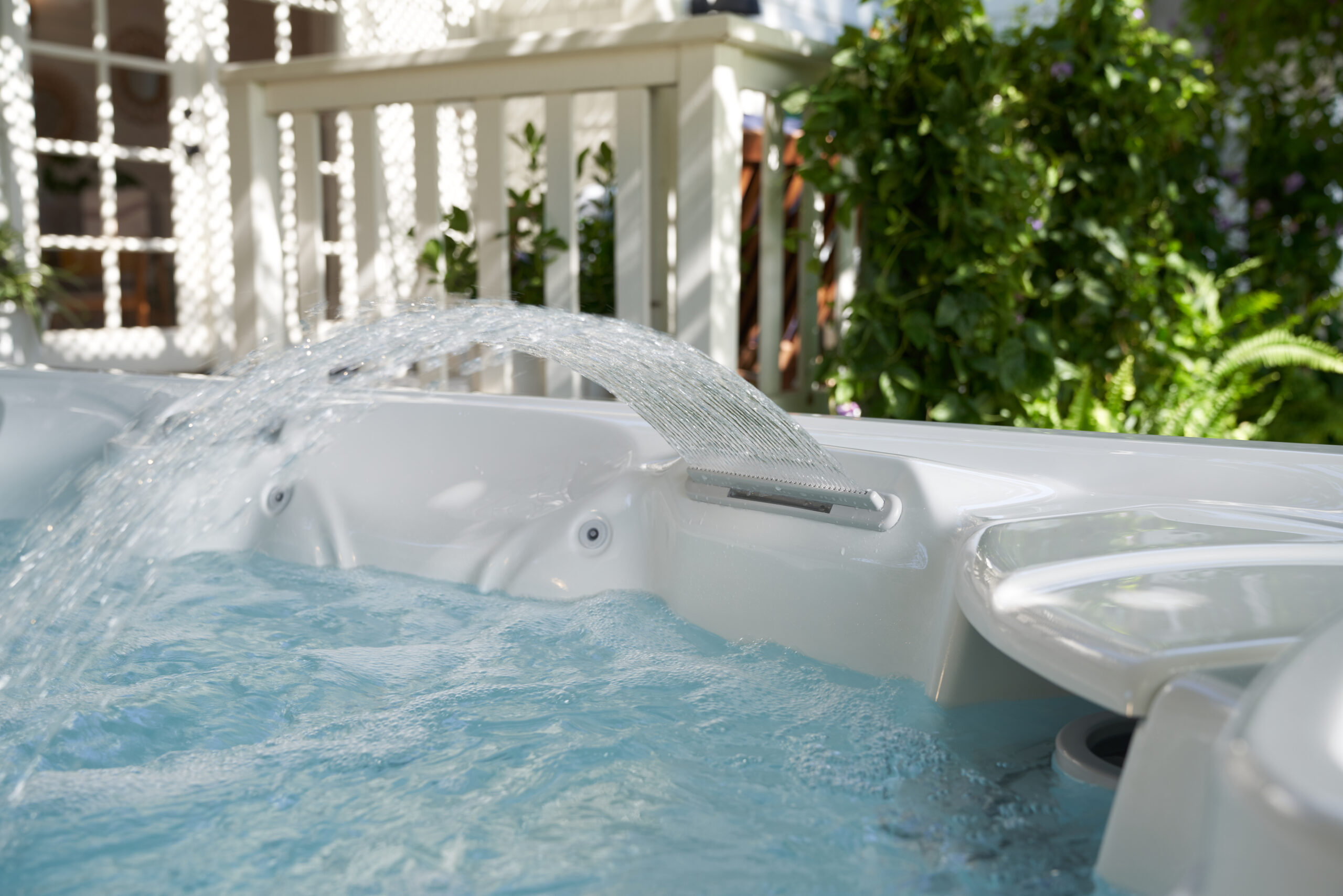 Water features and jets can affect hot tub cost